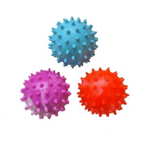 Žaislas šuniui - Guminis kvepiantis dygliuotas kamuoliukas, 6,5 cm - papildoma nuotrauka 2