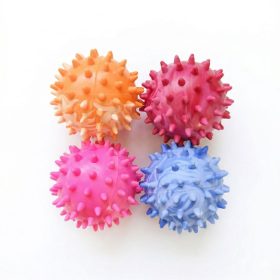 Žaislas šuniui - Guminis kvepiantis dygliuotas kamuoliukas, 5,5 cm